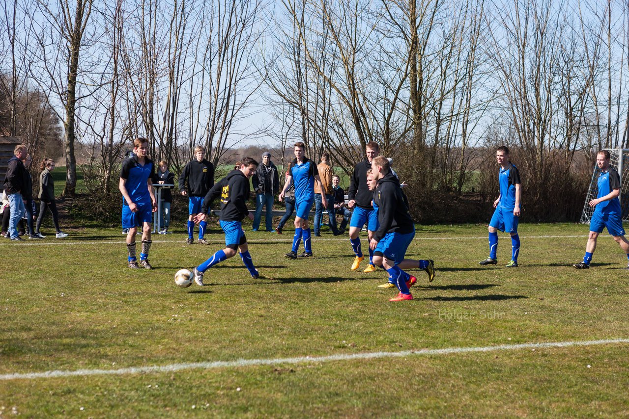 Bild 53 - Herren TSV Wiemersdorf - TuS Hartenholm III : Ergebnis: 2:1